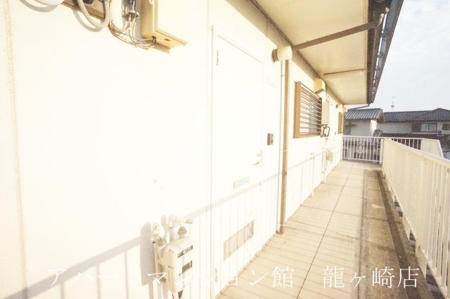 パークヒルズの玄関