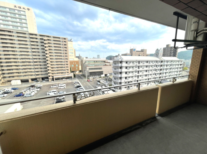 サーパス浜ノ町のバルコニー