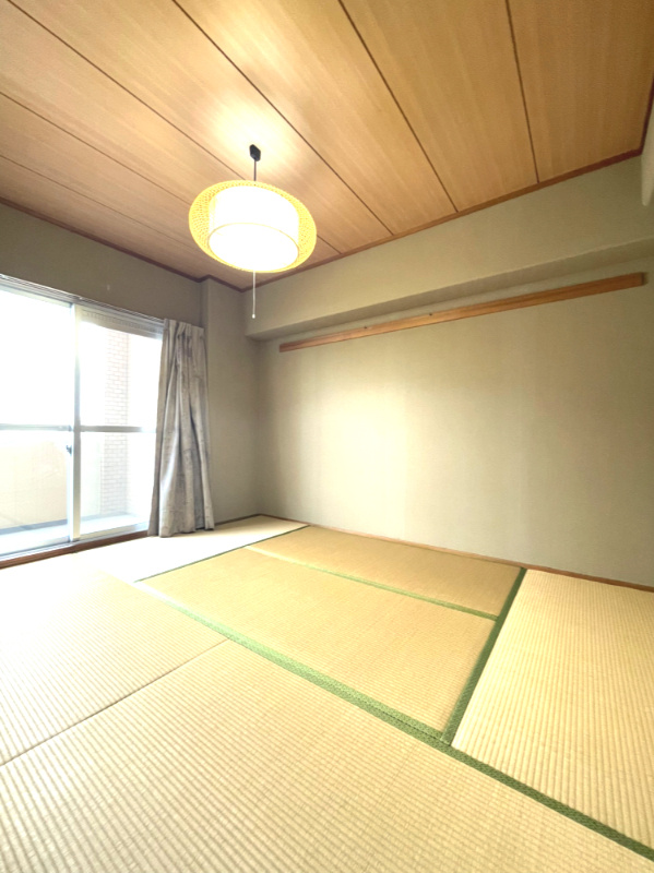 サーパス浜ノ町の和室