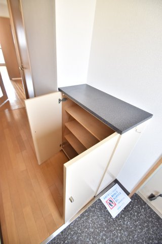 大阪市都島区東野田町４丁目の賃貸マンションの収納
