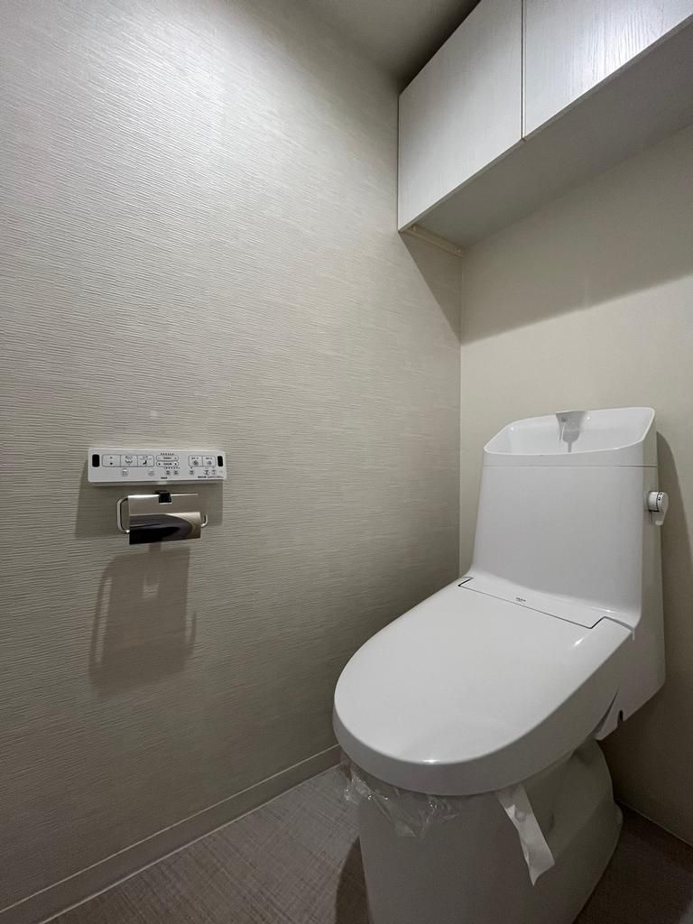 青梅市野上町４丁目の中古マンションのトイレ