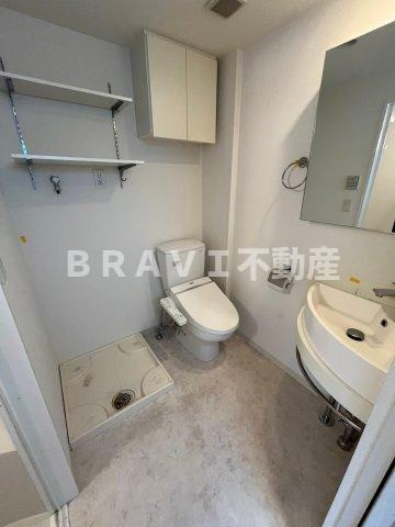 HS梅田EAST　BRAVI不動産の洗面所|【HS梅田EAST】コンパクトで使いやすい洗面所