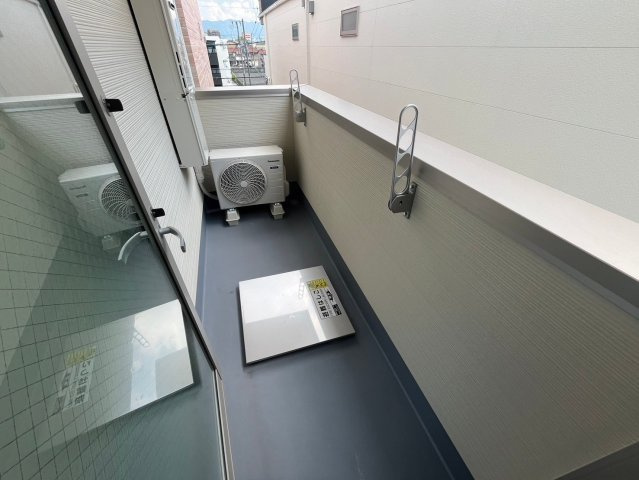 フジパレス弥刀Ⅲ番館のバルコニー