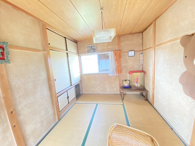 板屋町貸店舗の和室