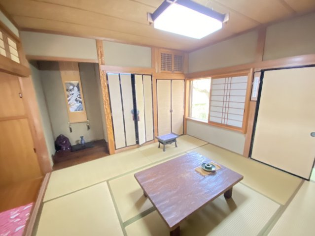 板屋町貸店舗の和室