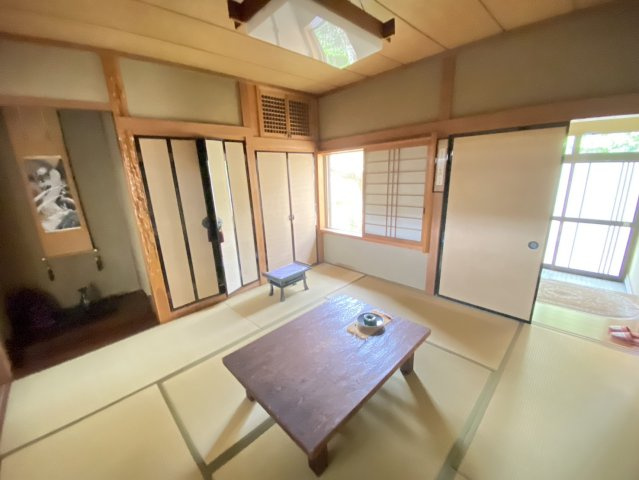板屋町貸店舗の和室