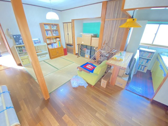板屋町貸店舗の内装