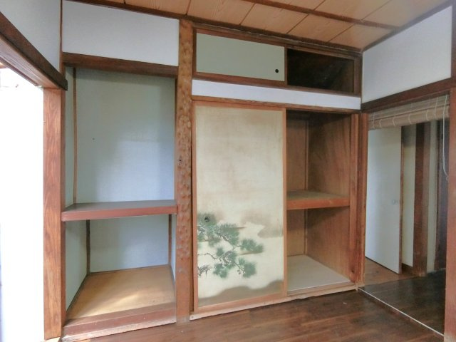 大網戸建の収納