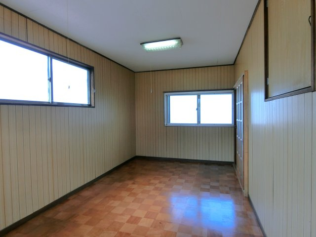 大網戸建の洋室