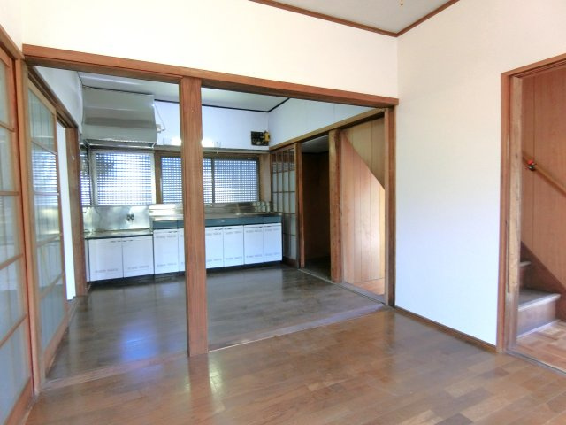 大網戸建の居間・リビング