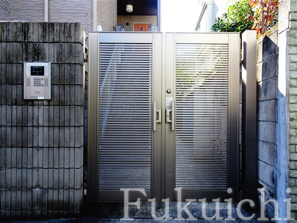 TYMのエントランス