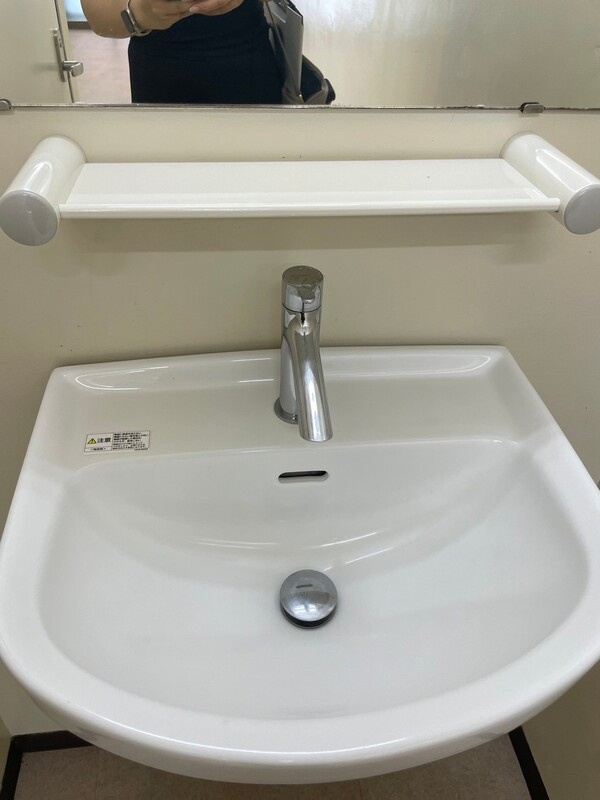 渋澤ビルの洗面所