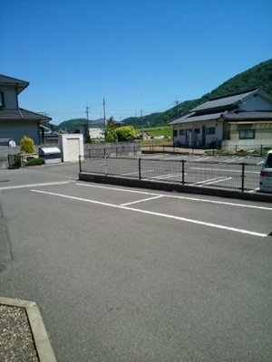 【駐車場】 | フィレガロ | 駐車場完備です