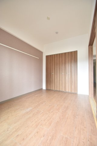 フォーリアライズ京橋のその他