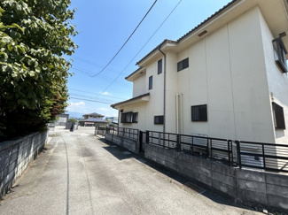 【前面道路含む現地写真】 | 前面道路：北側4ｍ(私道)