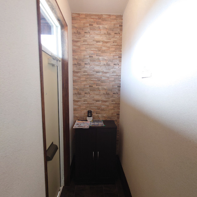 コーポ東園７の玄関