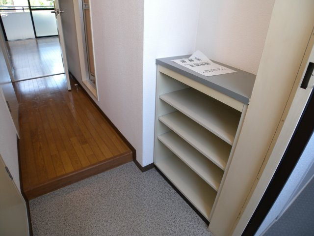 エスポワール大津和の玄関