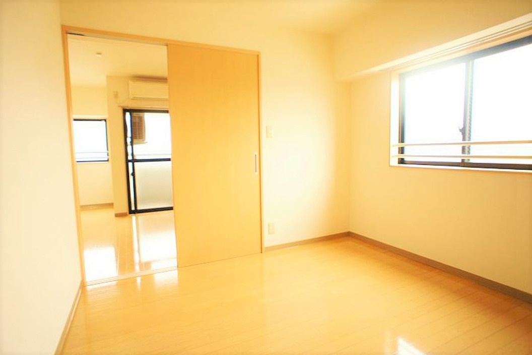 久留米市花畑１丁目の賃貸マンションの洋室|個人の部屋や寝室として使える洋室です