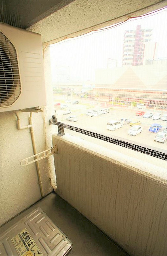 久留米市花畑１丁目の賃貸マンションのバルコニー|外からの目が気にならないバルコニーで洗濯物が干せます