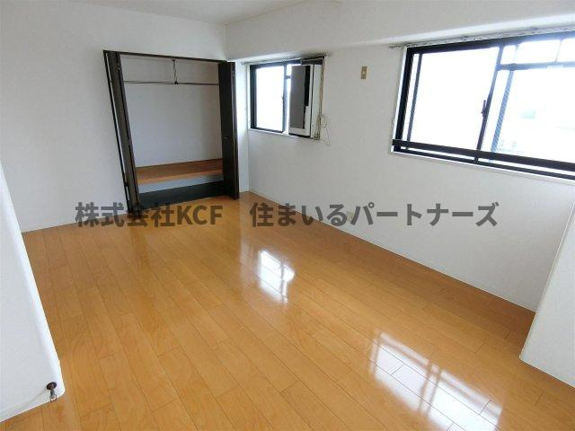 エンゼルハイム六ツ門の洋室