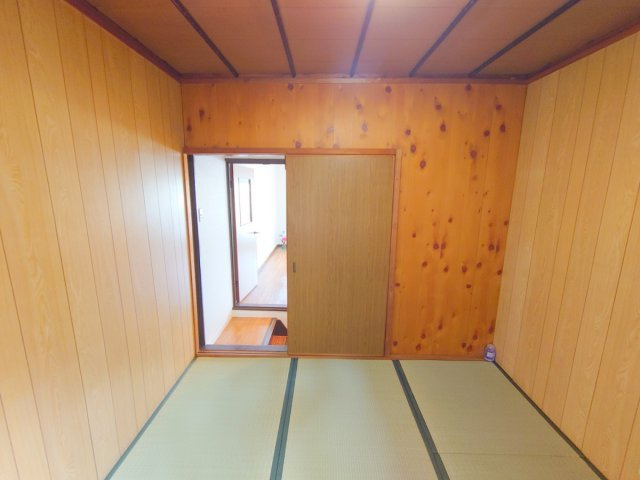 【和室】 | テラス逆瀬川