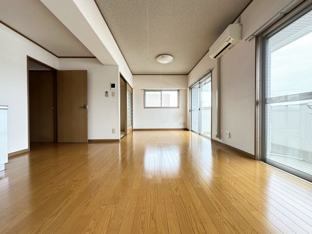 メゾンふだばの居間・リビング