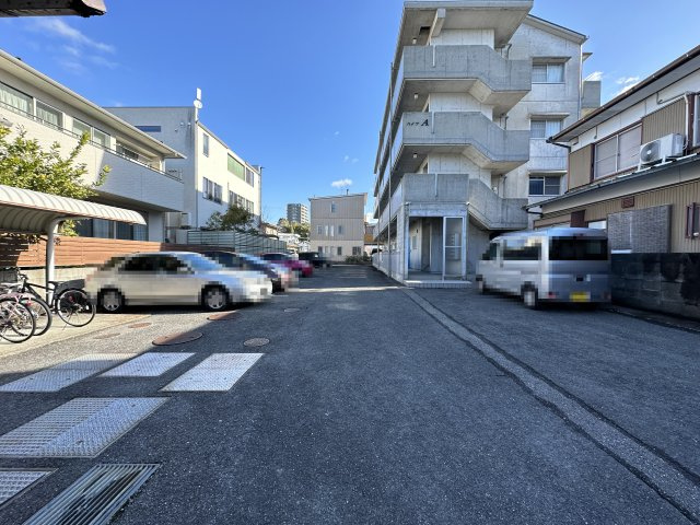 ハイツAの駐車場