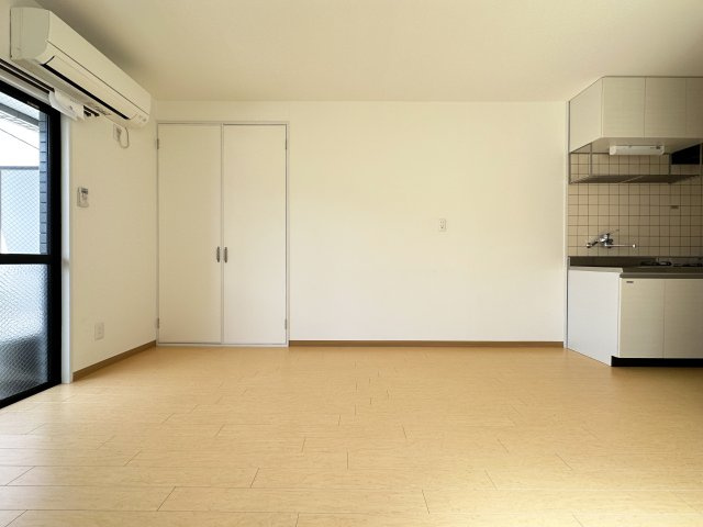 メゾン内藤の居間・リビング