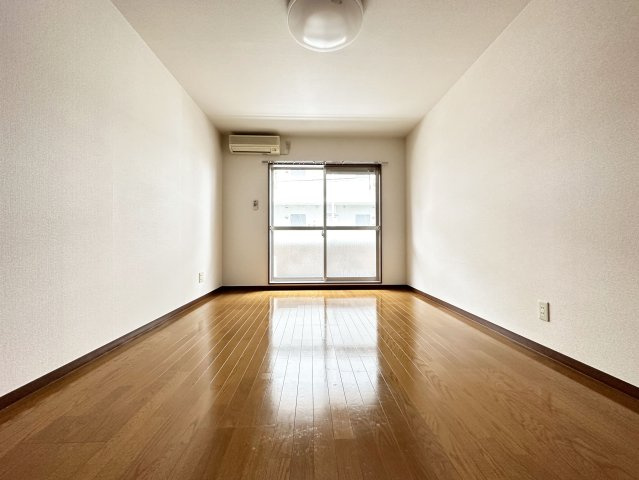 フィットハイム北本町の居間・リビング