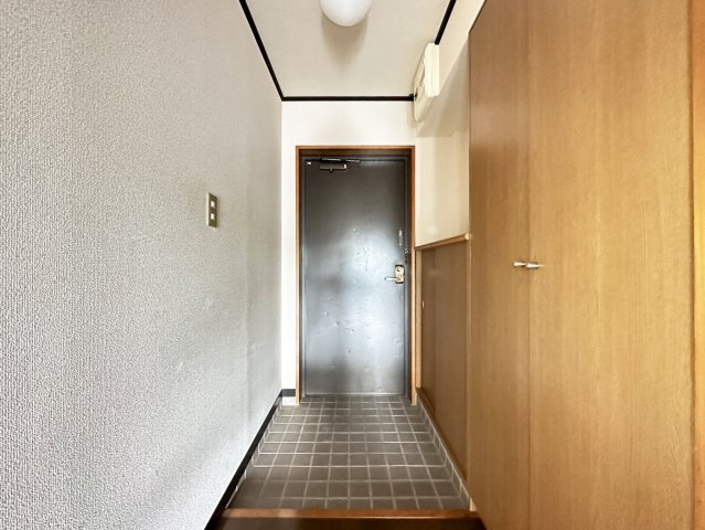 カーサM1の玄関