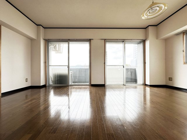 カーサM1の居間・リビング