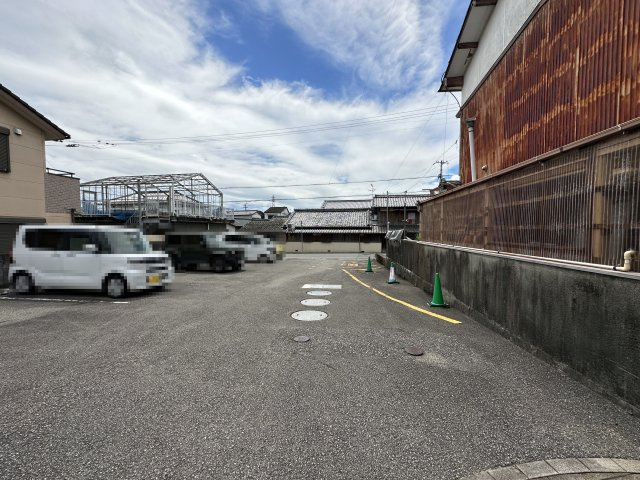 ラ・ヴィスタの駐車場