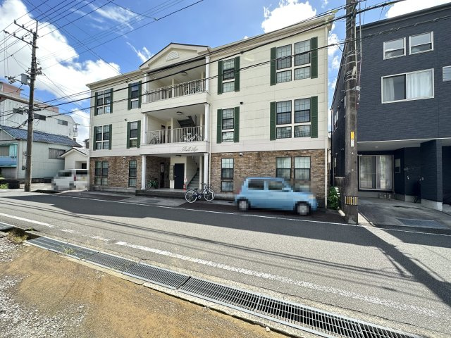 ベルアージュの外観