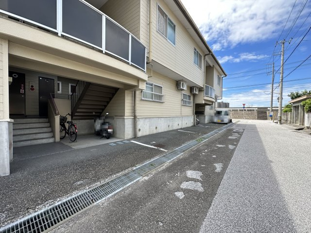 パークサイド葛島の駐車場