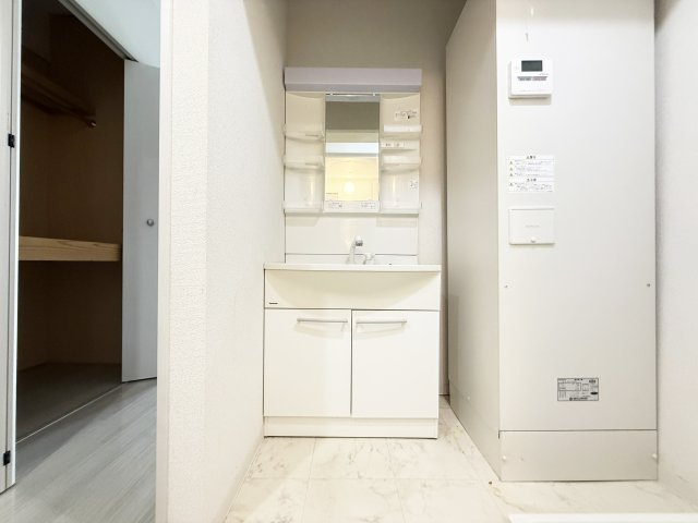 ドルチェの独立洗面台