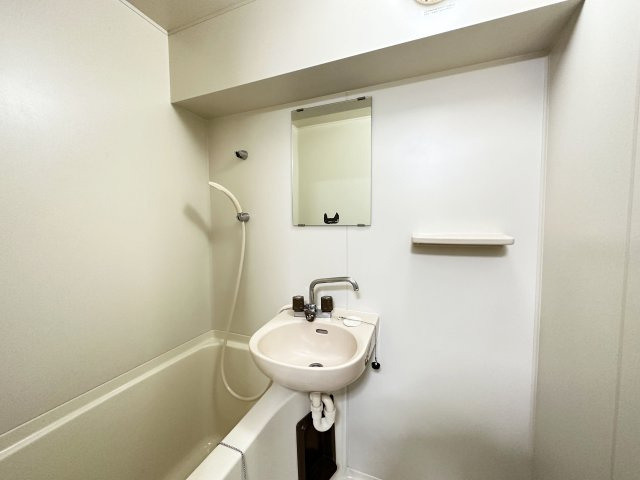 クレメント南宝永の浴室