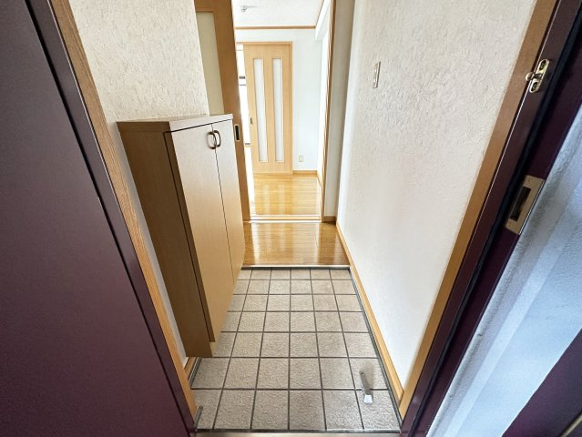 ネオクレメントの玄関