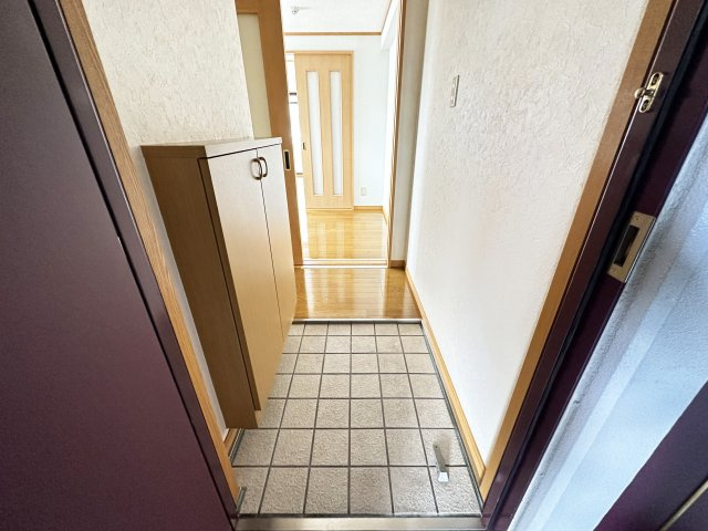 ネオクレメントの玄関