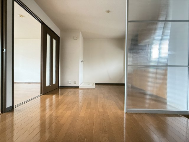 サンサンハイツⅡの居間・リビング