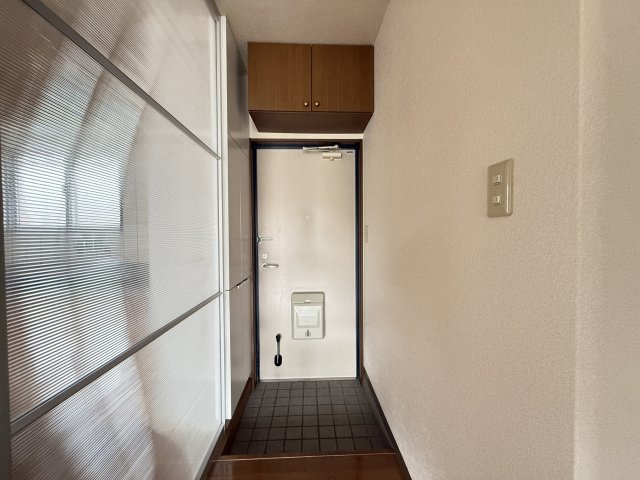 サンサンハイツⅡの玄関