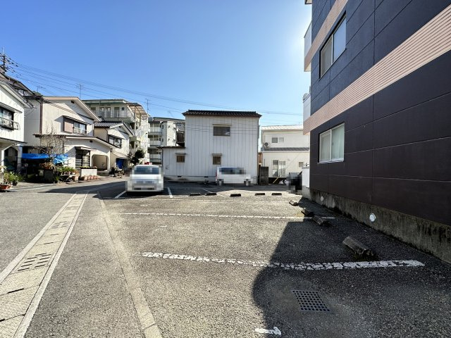 サンサンハイツⅡの駐車場