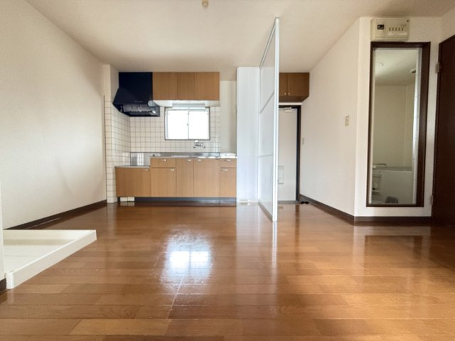 サンサンハイツⅡの居間・リビング