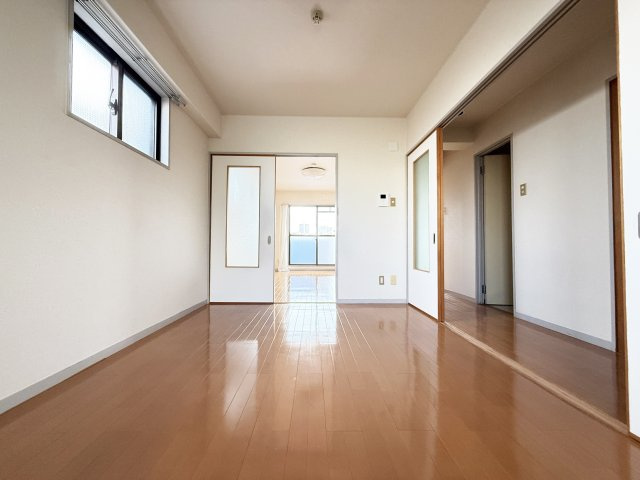 ジョンブルハウスの居間・リビング