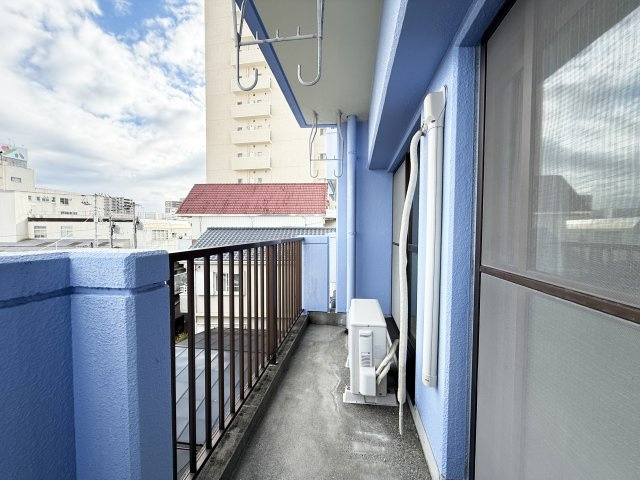 ジョンブルハウスのバルコニー