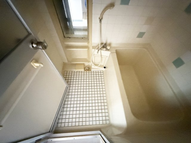 ジョンブルハウスの浴室