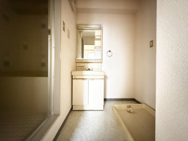 ジョンブルハウスの独立洗面台