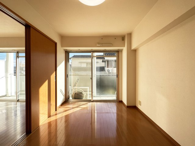 カサブランカの居間・リビング