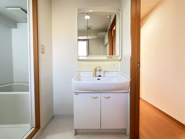 カサブランカの独立洗面台