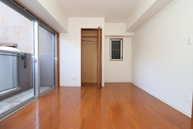 ロイヤルリバーの洋室