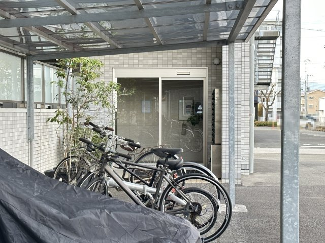 ルガーノⅢの駐車場